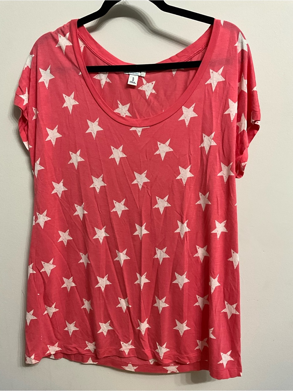 Old Navy Coral Pink Star Scoop Neck Tee
